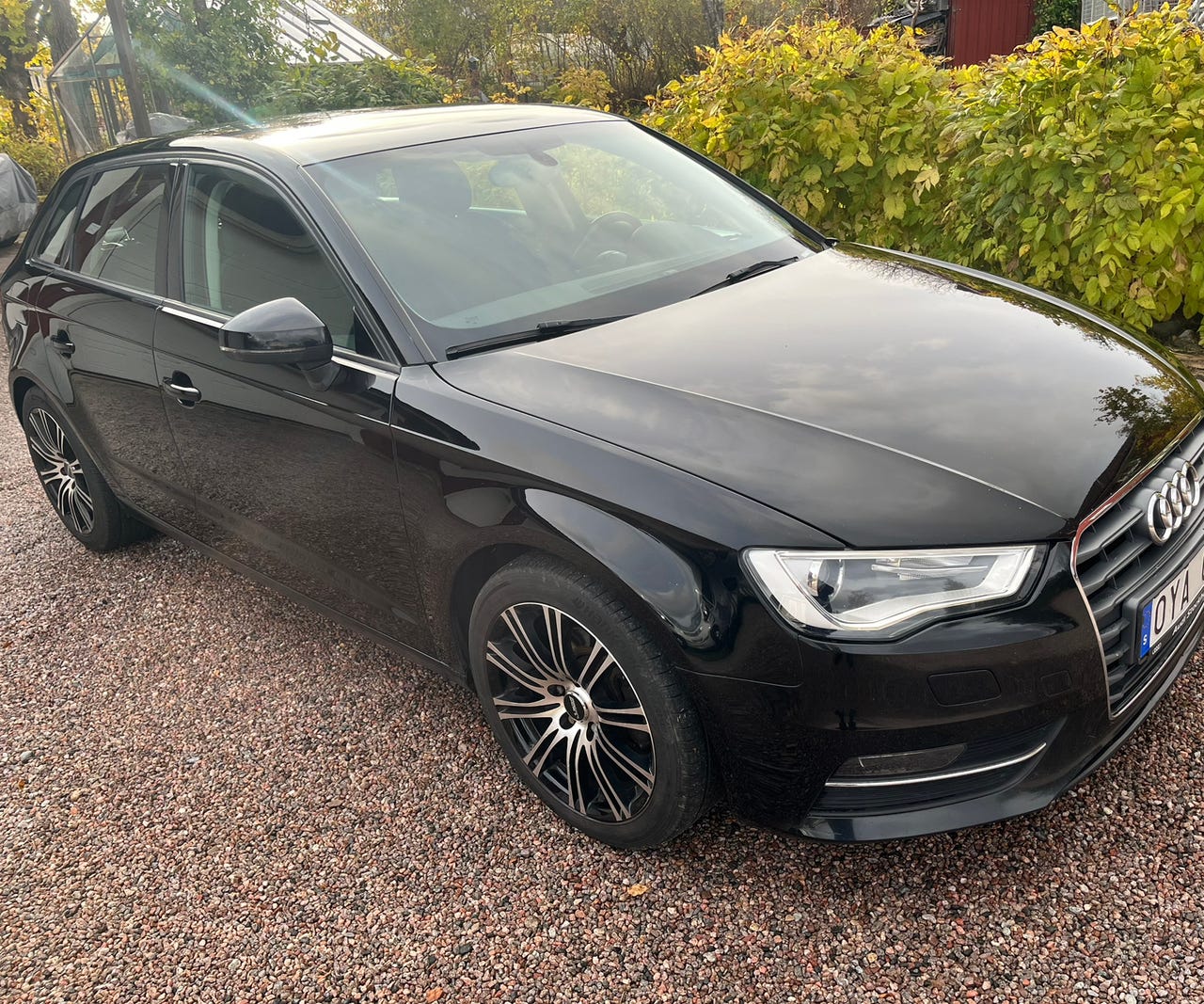 Audi A3 2014 – bild 1 av 7