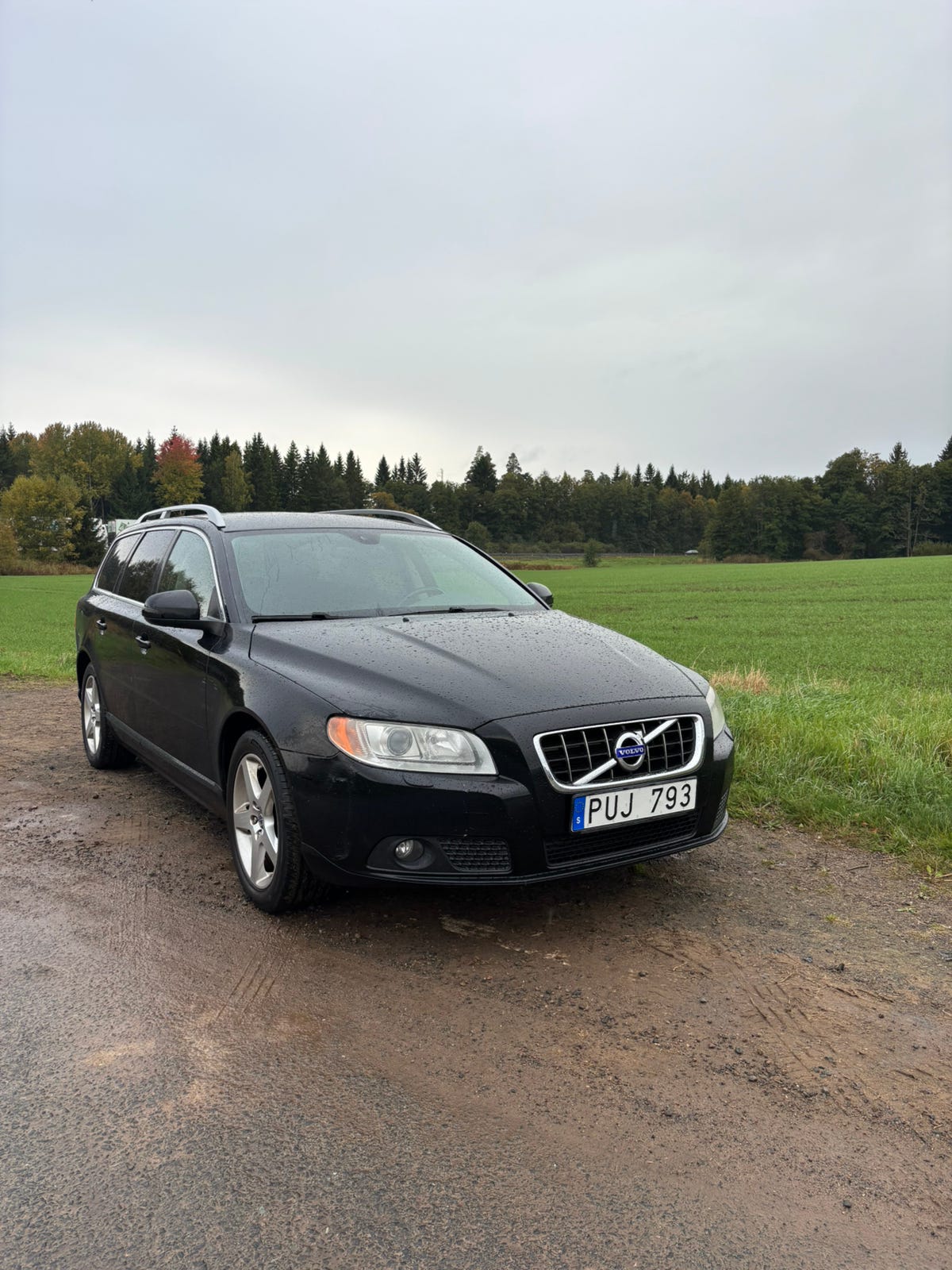 Volvo V70 2011 – bild 1 av 9