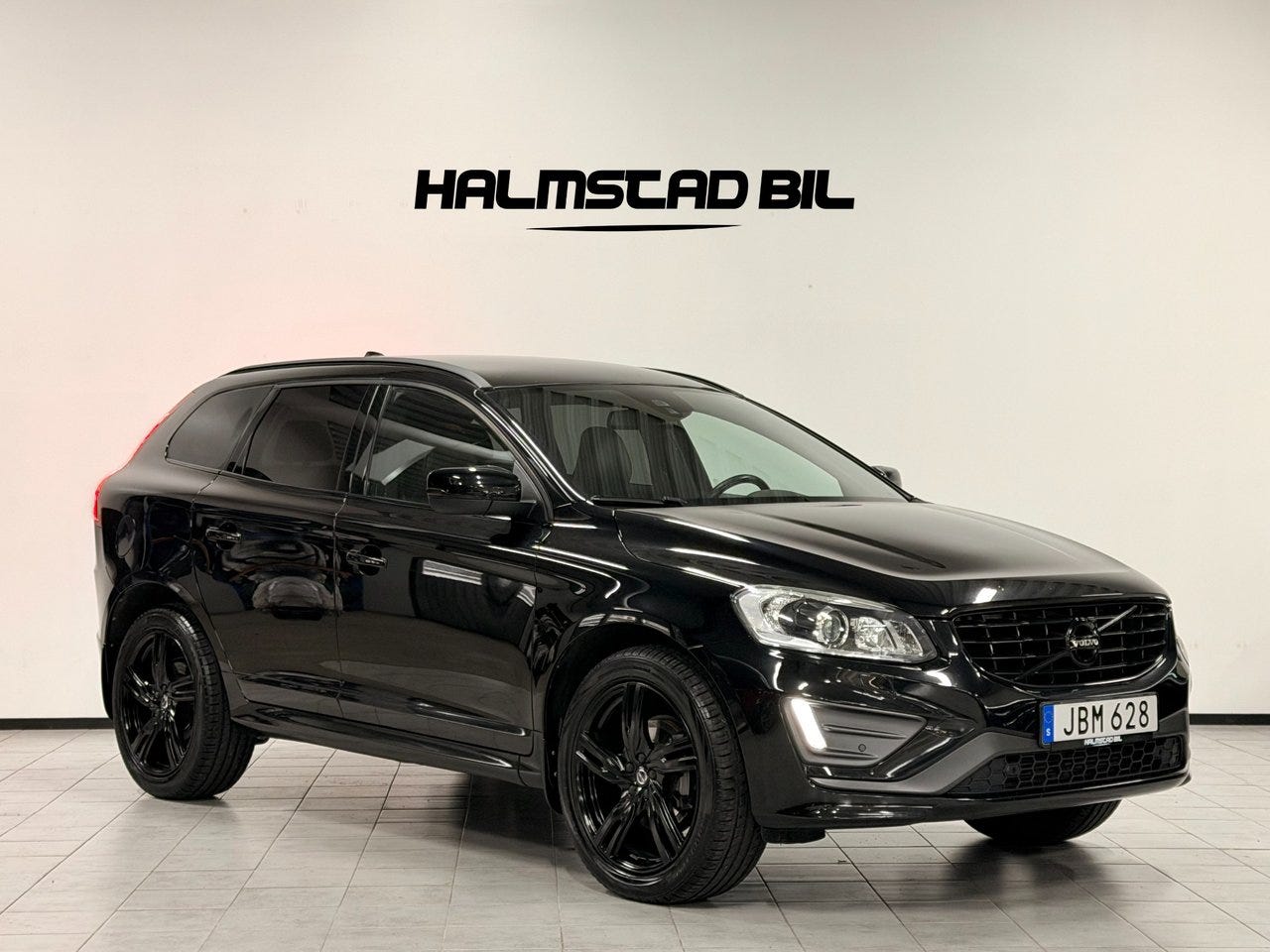 Volvo XC60 2016 – bild 1 av 24