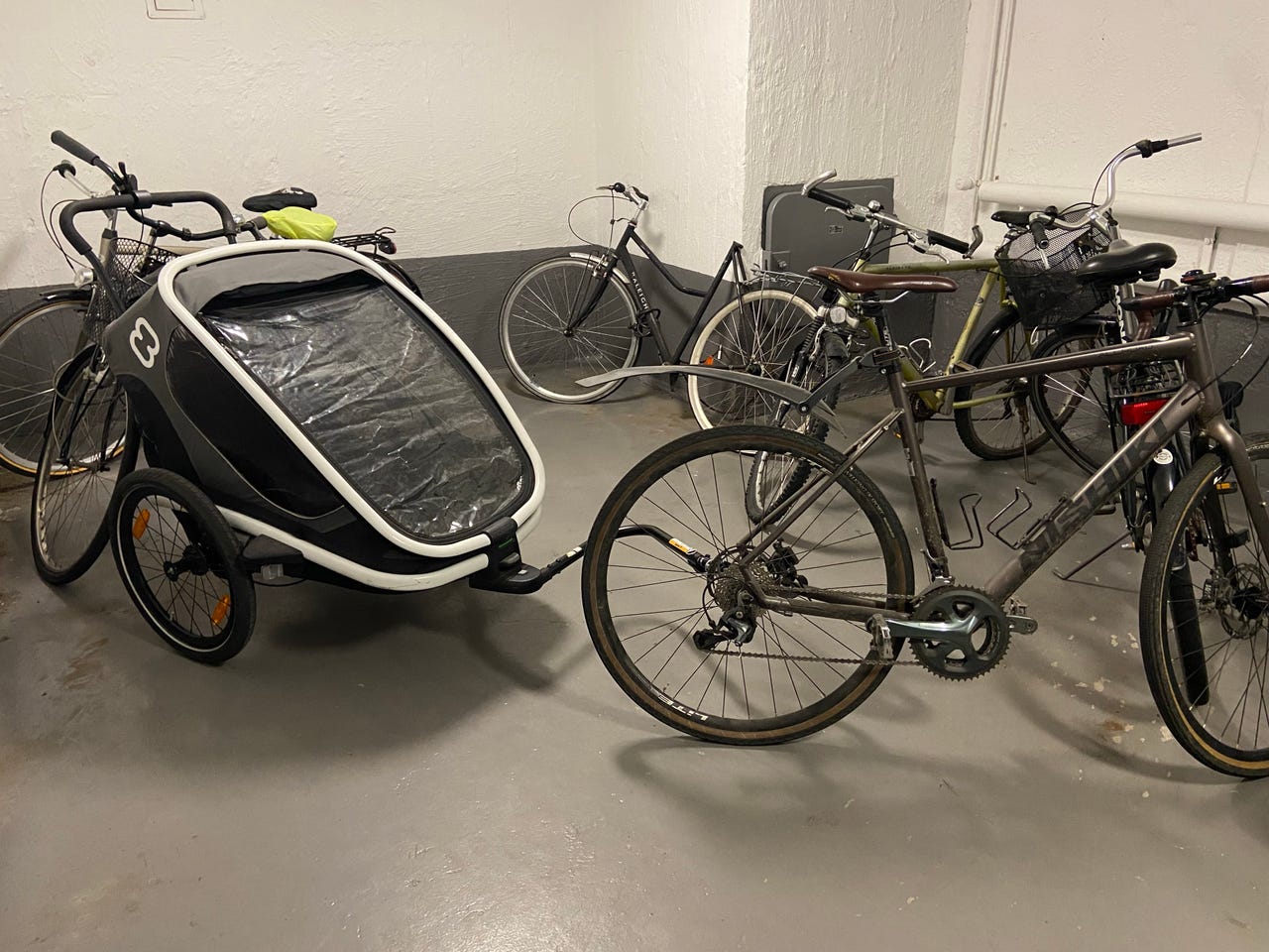 Hamax Outback 2 – dubbel cykelvagn med jogginghjul | Blocket