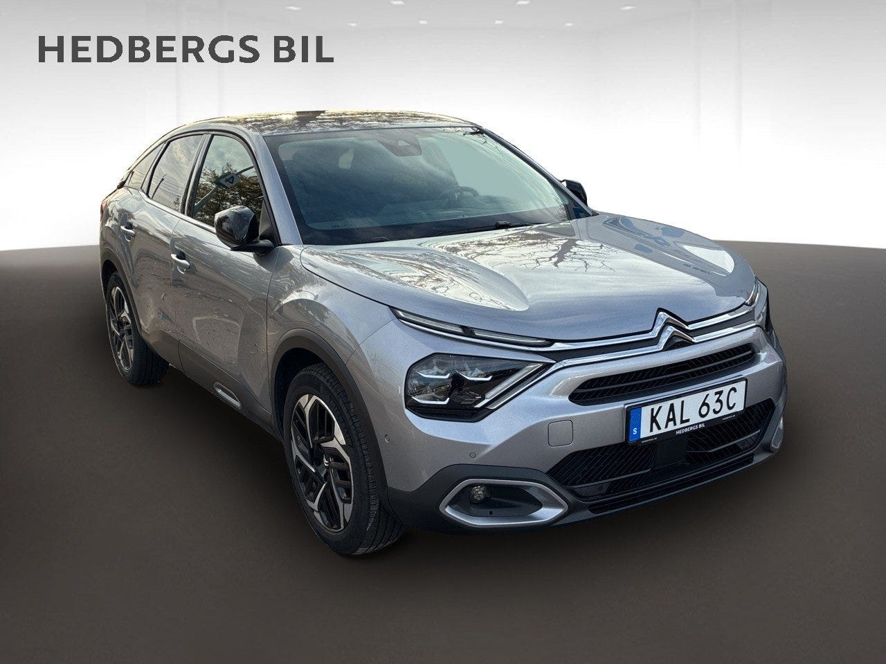 Citroen C4 2023 – bild 1 av 8