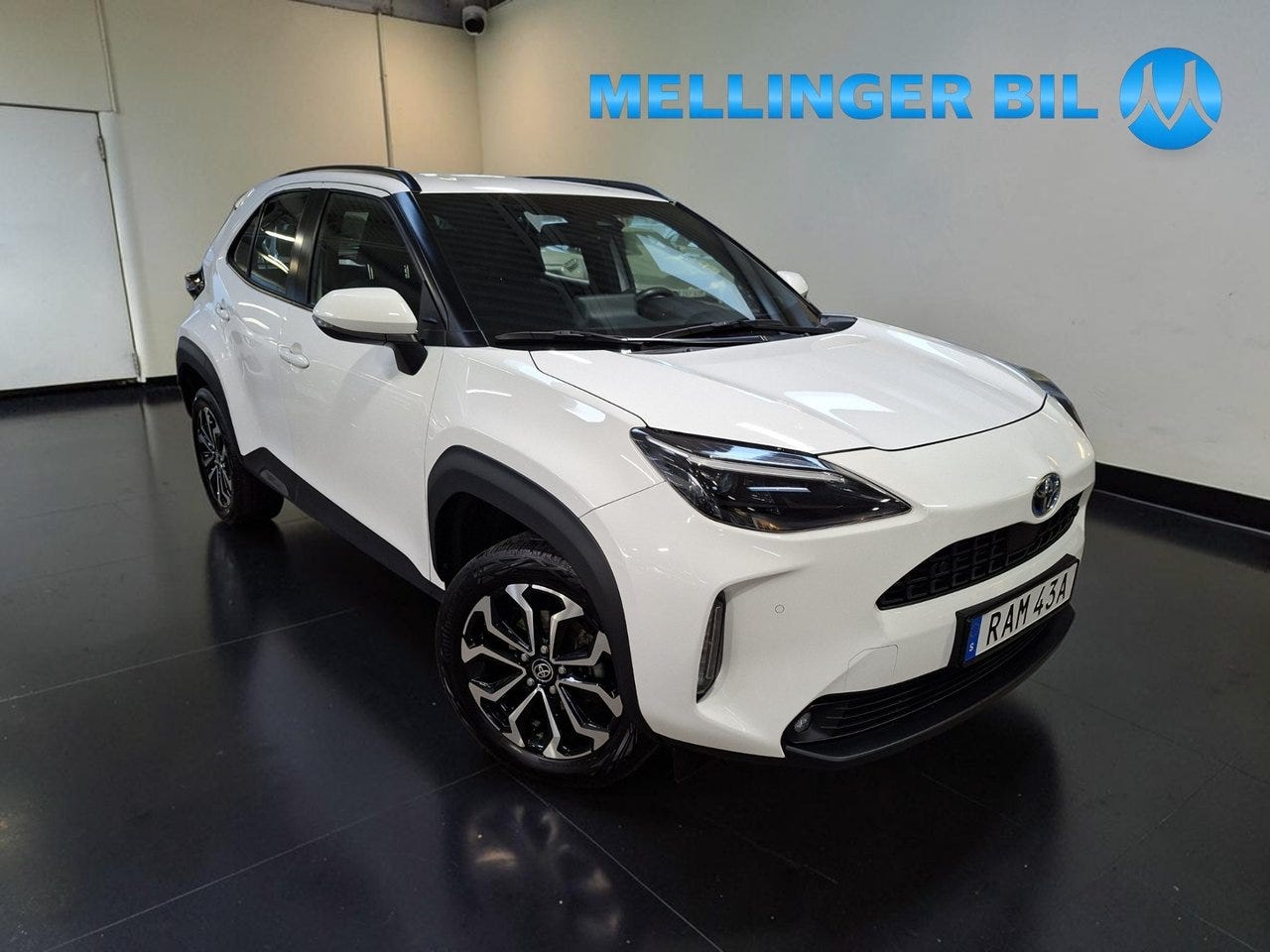 Toyota Yaris Cross 2023 – bild 1 av 19