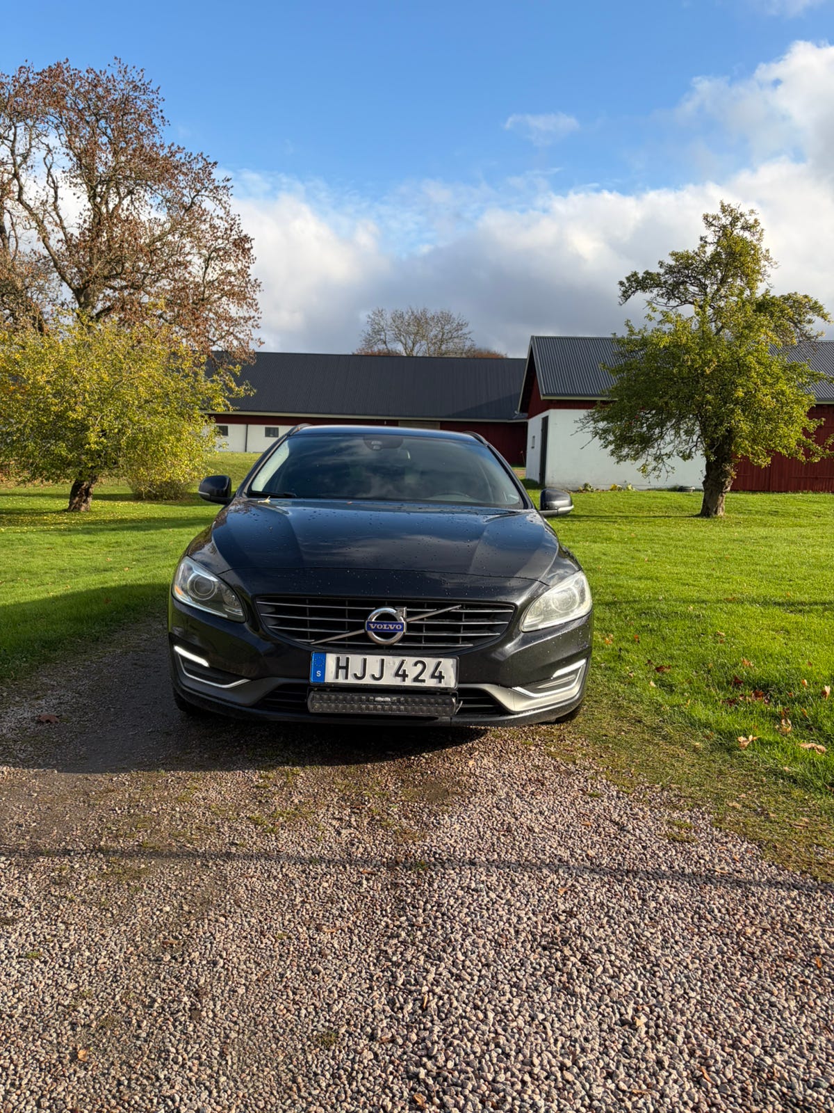 Volvo V60 2014 – bild 1 av 8