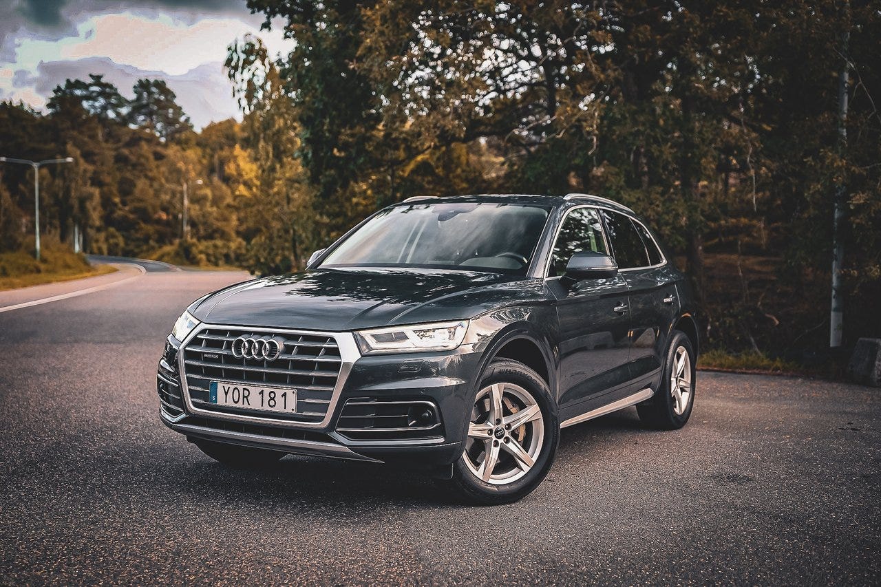 Audi Q5 2018 – bild 1 av 24