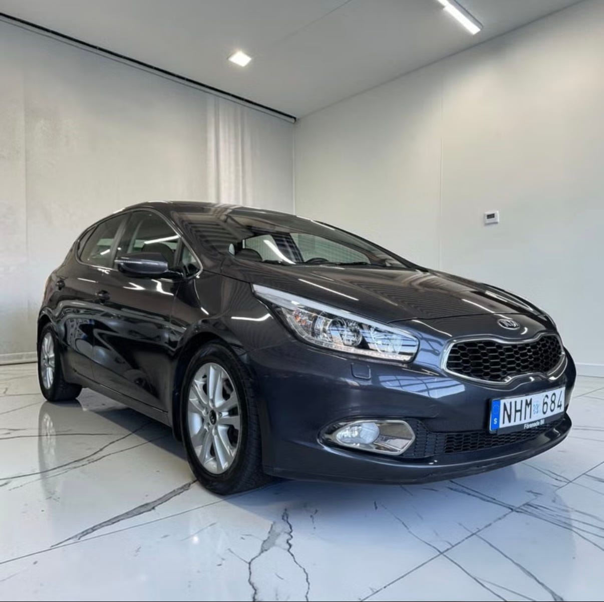 Kia Ceed 2014 – bild 1 av 12