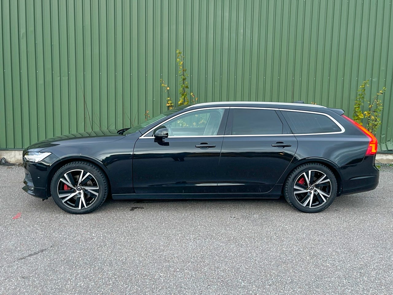 Volvo V90 2017 – bild 1 av 3