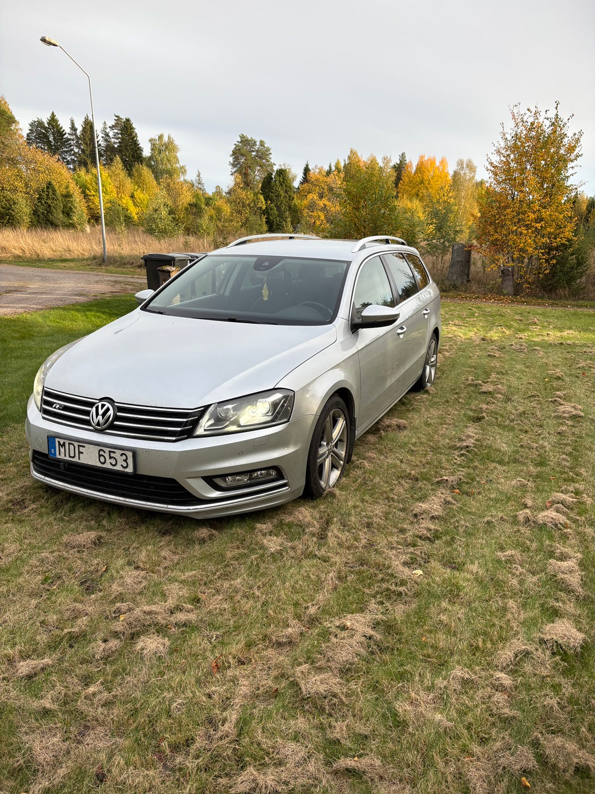 Volkswagen Passat 2013 – bild 1 av 4