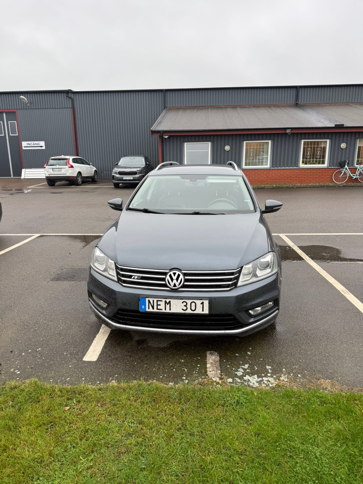 Volkswagen Passat 2013 – bild 1 av 4