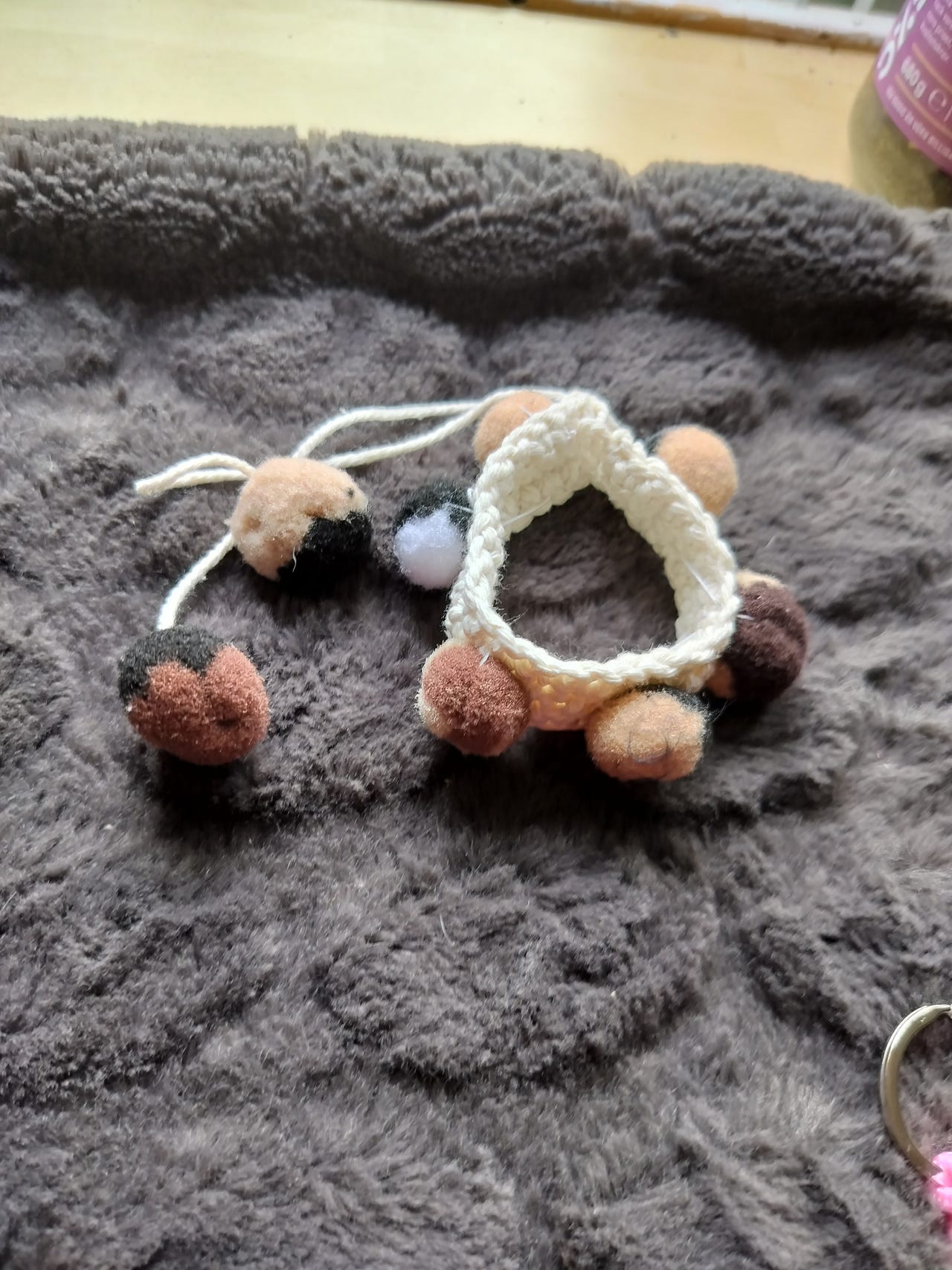Handgjorda armband i olika modeller🌺🌺🌺 | Blocket