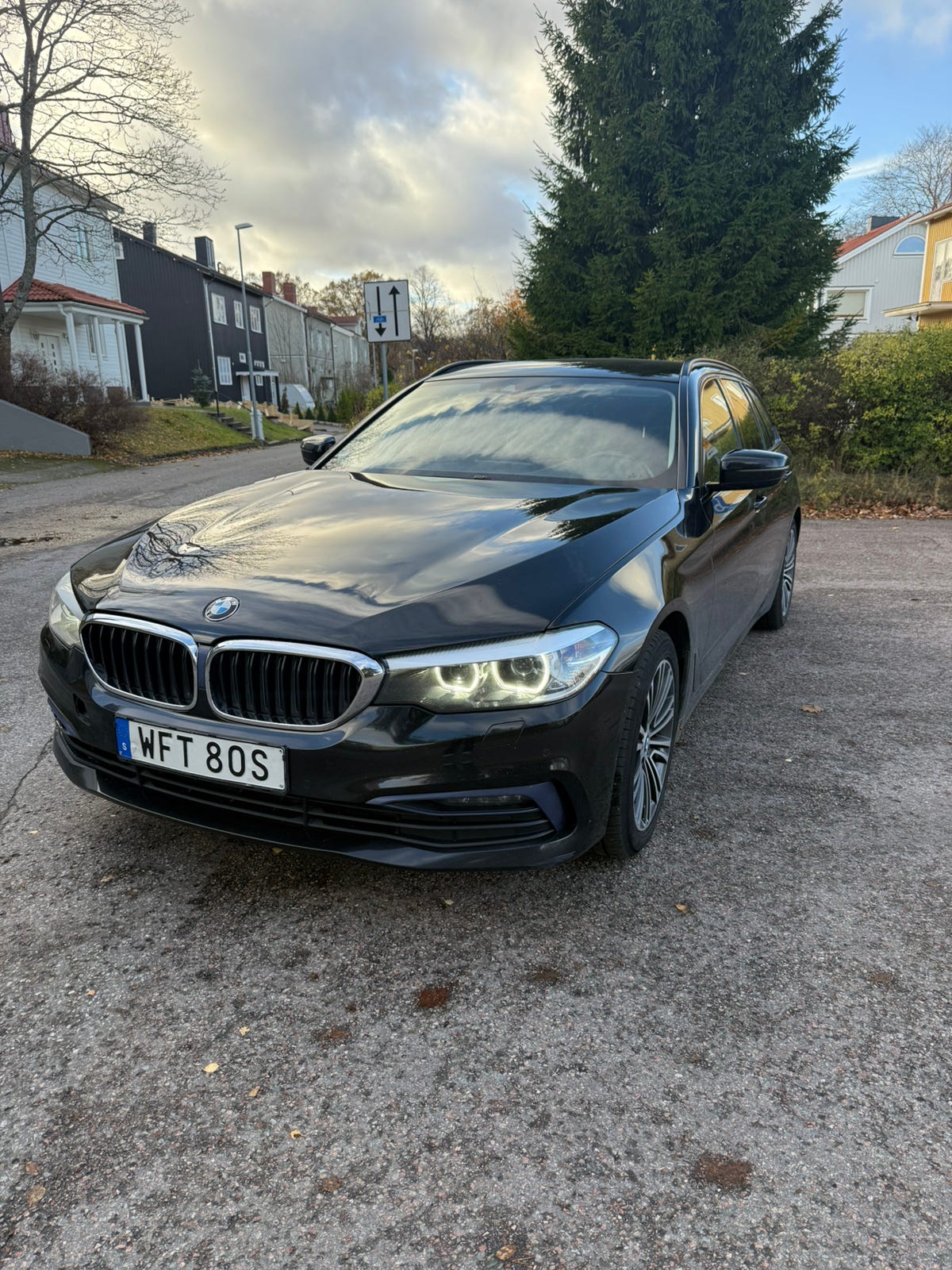 BMW 520d 2019 – bild 1 av 21