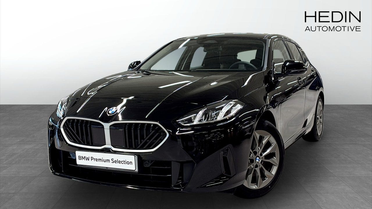 BMW 120 2026 – bild 1 av 9
