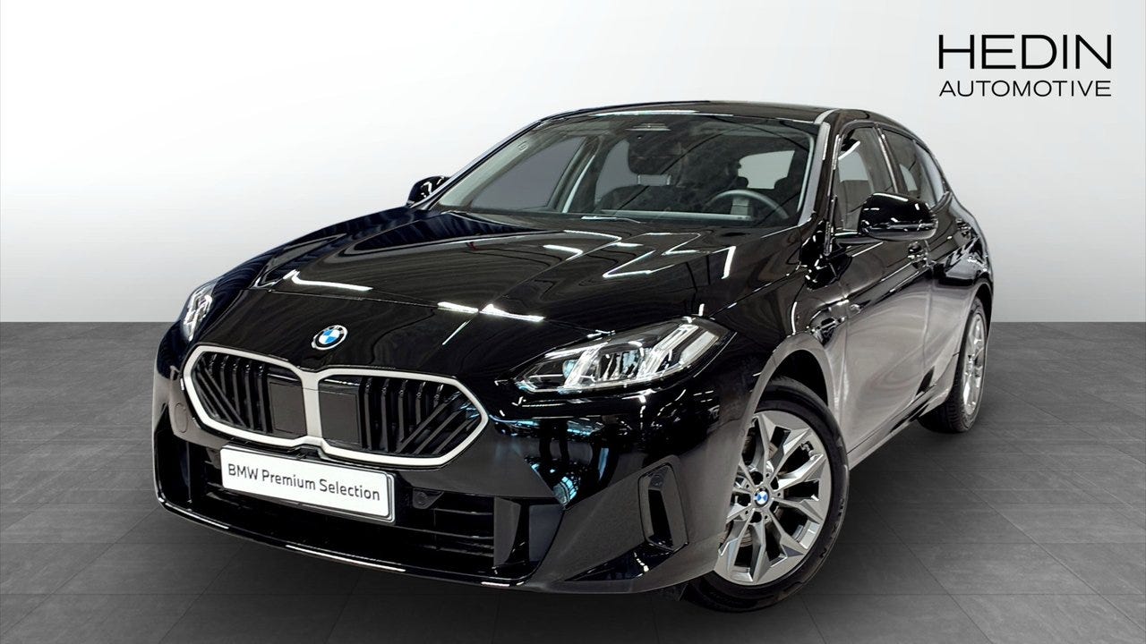 BMW 120 2026 – bild 1 av 9