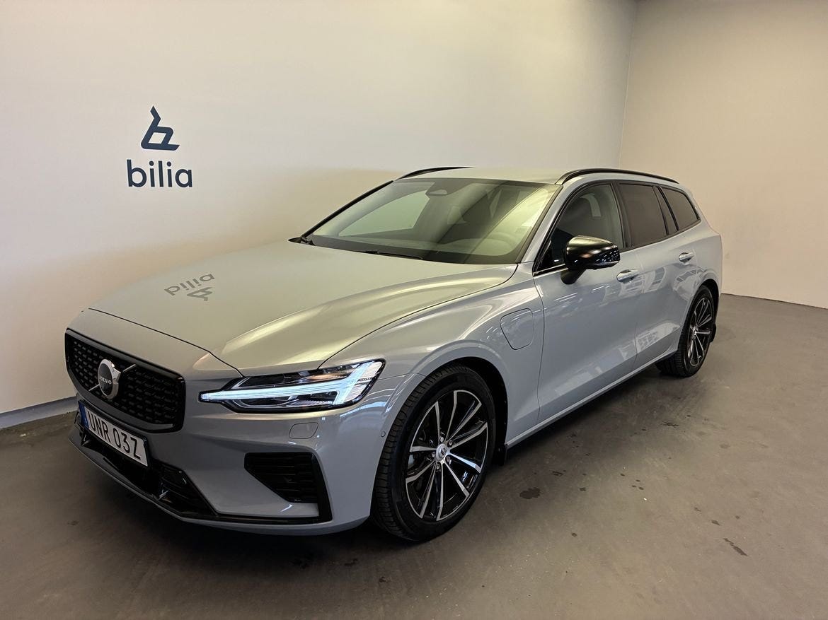 Volvo V60 2025 – bild 1 av 23