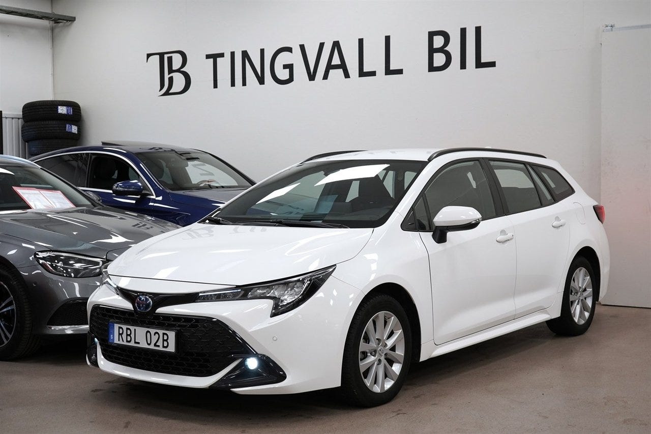 Toyota Corolla 2024 – bild 1 av 24
