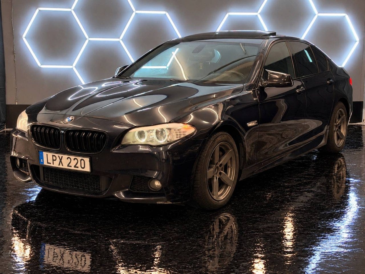 BMW 530d 2011 – bild 1 av 20