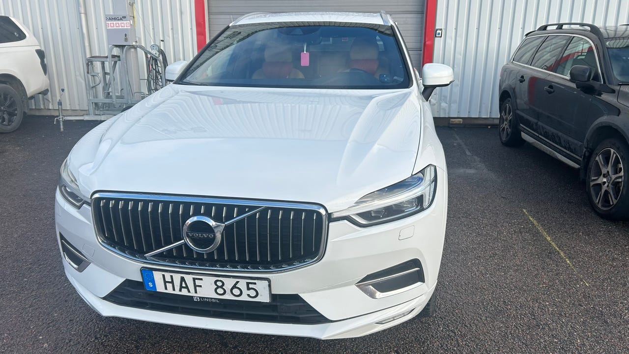 Volvo XC60 2018 – bild 1 av 6