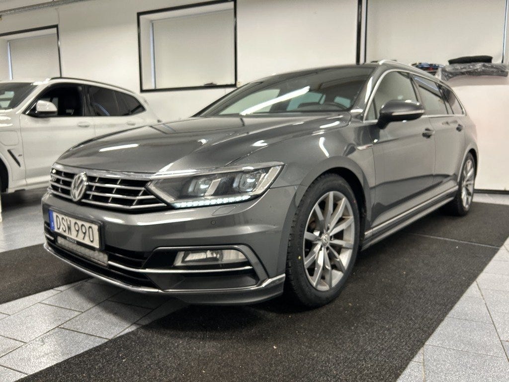 Volkswagen Passat 2016 – bild 1 av 17