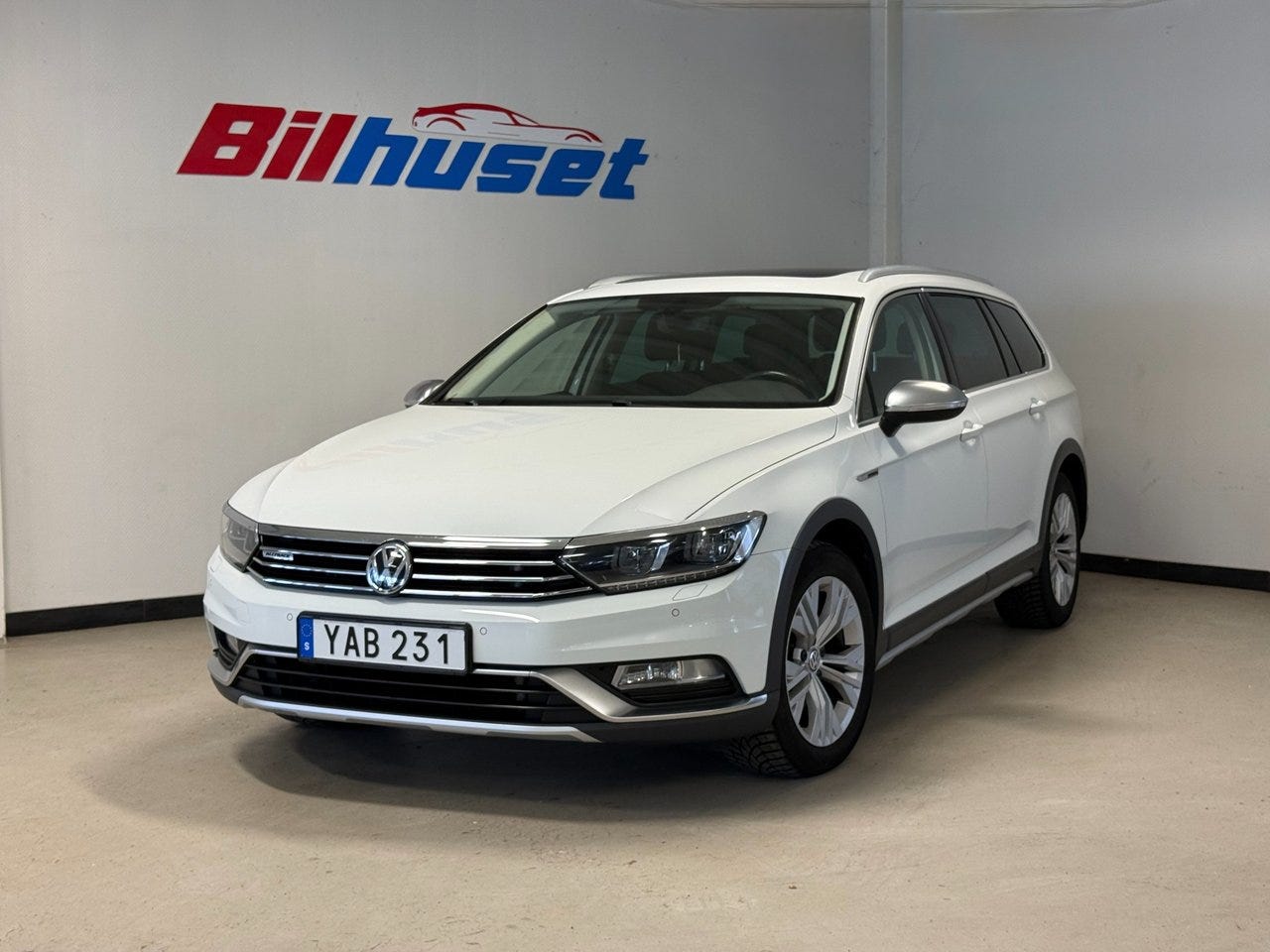 Volkswagen Passat Alltrack 2016 – bild 1 av 17