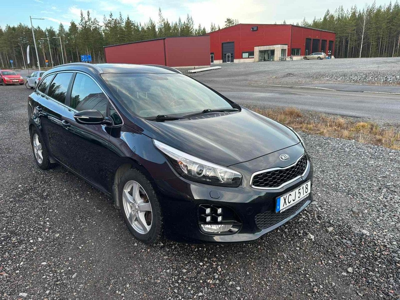 Kia Ceed 2016 – bild 1 av 5