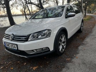 Volkswagen Passat Alltrack 2015 – bild 1 av 8