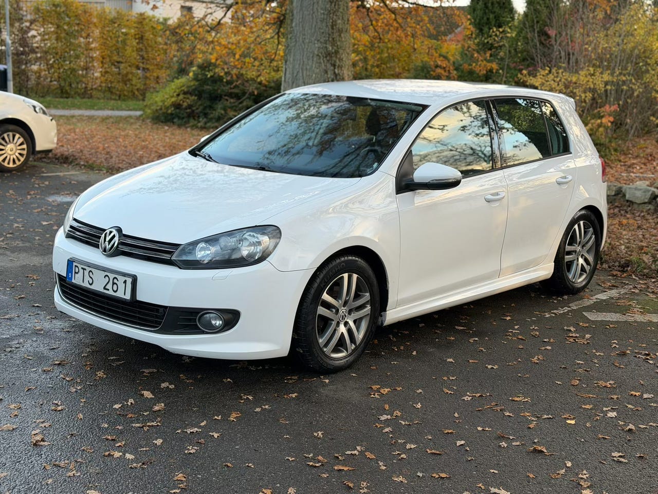 Volkswagen Golf VI 2012 – bild 1 av 6