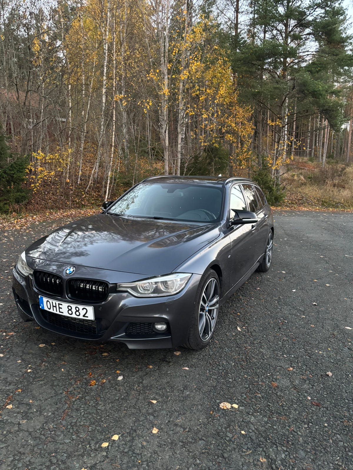 BMW 330d 2017 – bild 1 av 24