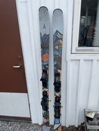 Miniatyrbild