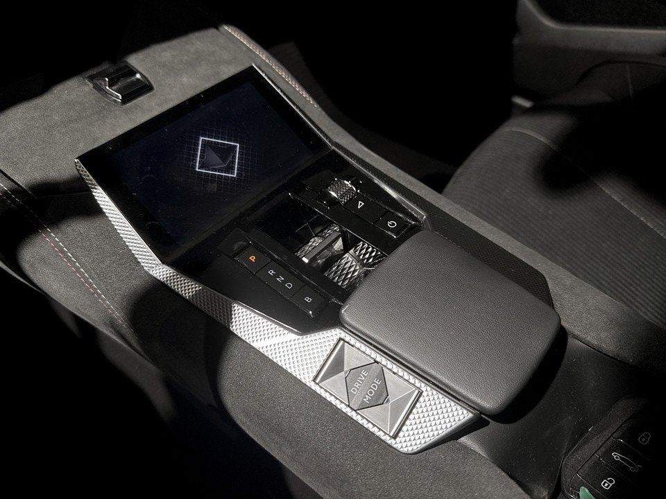 DS 4 E-Tense EAT, 225hp, 2022