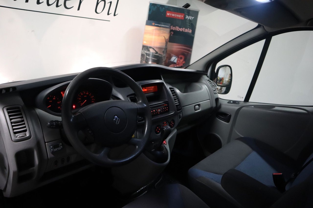 Renault Trafic Van 2.9t 2.0 dCi Quickshift, 114hp, 2013