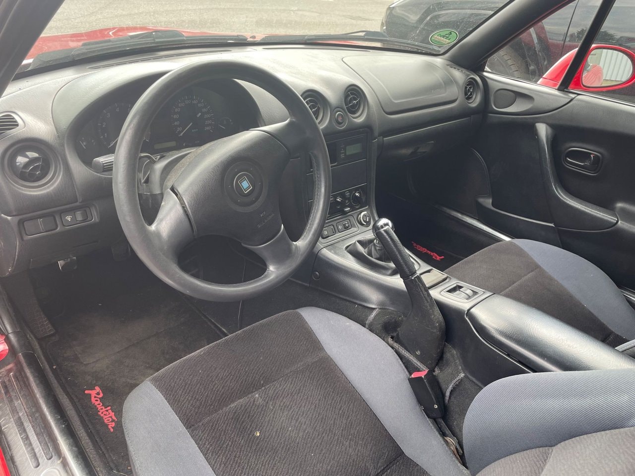 Mazda MX-5 1.6 Manual, 5-trins, 110ps, 2000