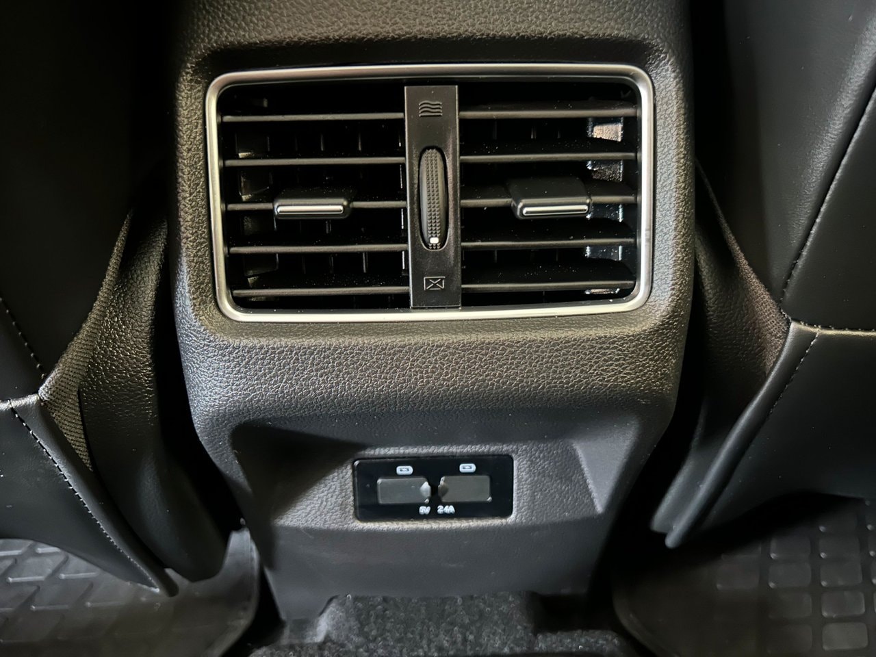 JAC e-JS4, 193ps, 2022