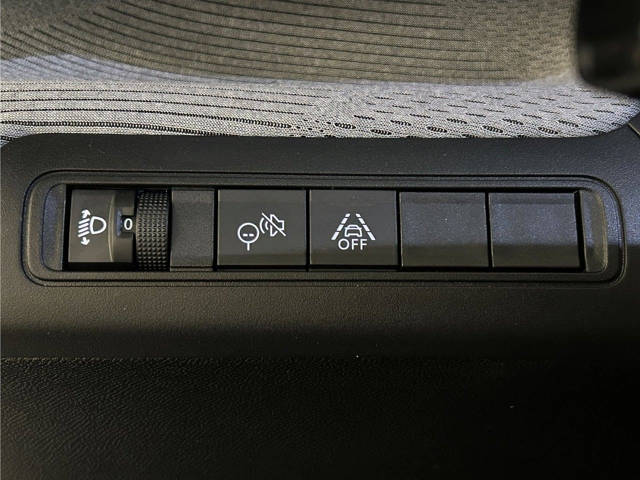 Citroën ë-C3, 113ps, 2024