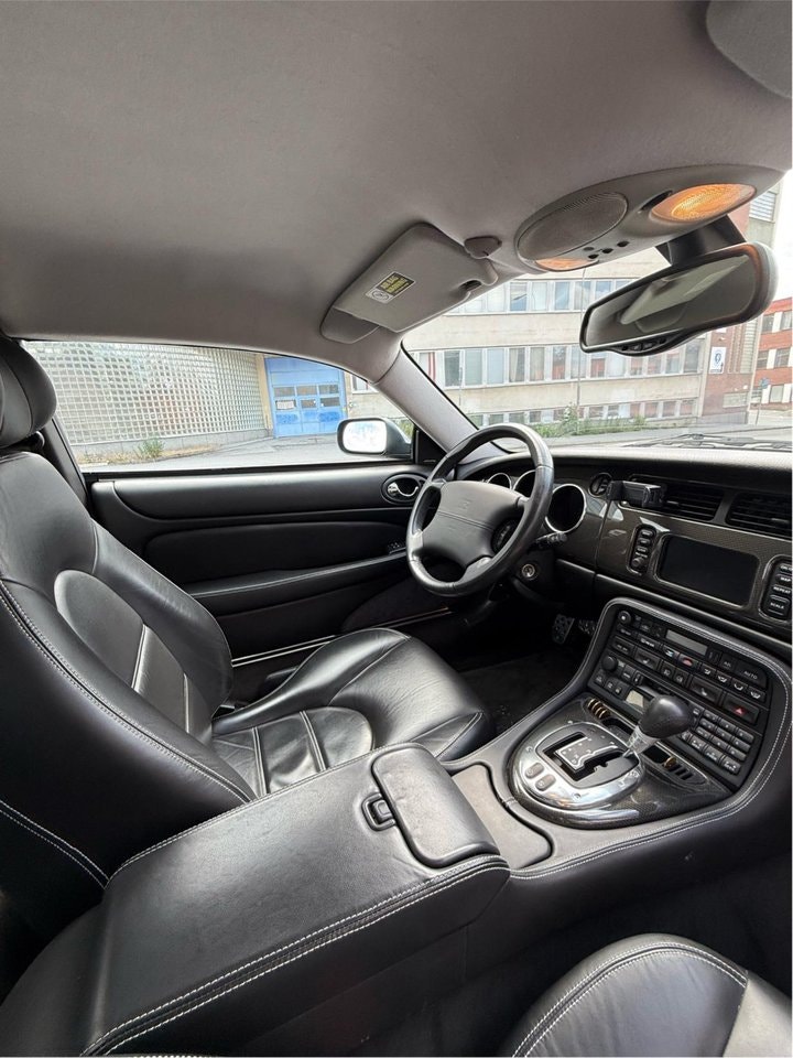 Jaguar XKR Automatic, 6-trins, 396ps, 2006