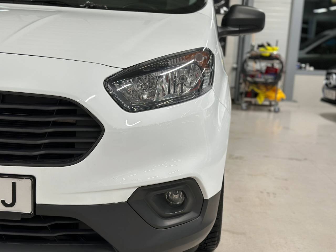 Ford Transit Courier 1.0 EcoBoost Manual, 100hp, 2020