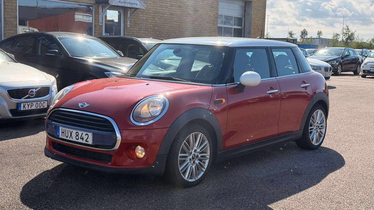 MINI Cooper D 5-door Automatic, 6-trins, 116ps, 2017