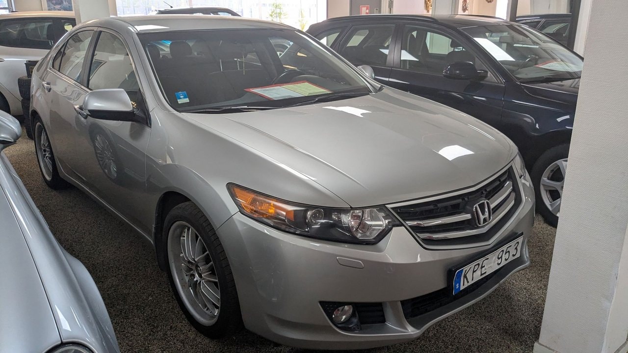 Honda Accord 2.0 i-VTEC Manual, 156hp, 2011