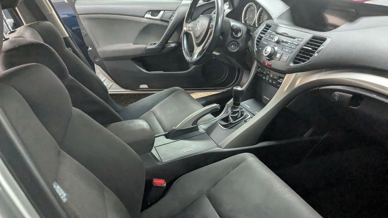 Honda Accord 2.0 i-VTEC Manual, 156hp, 2011