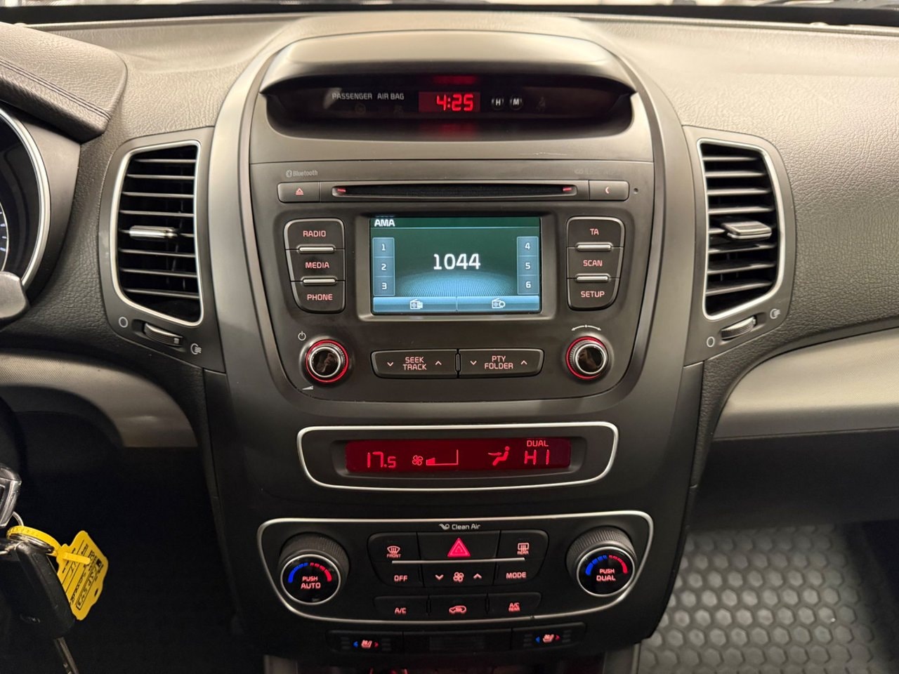 Kia Sorento 2.2 CRDi 4WD Automatic, 6-trins, 197ps, 2014
