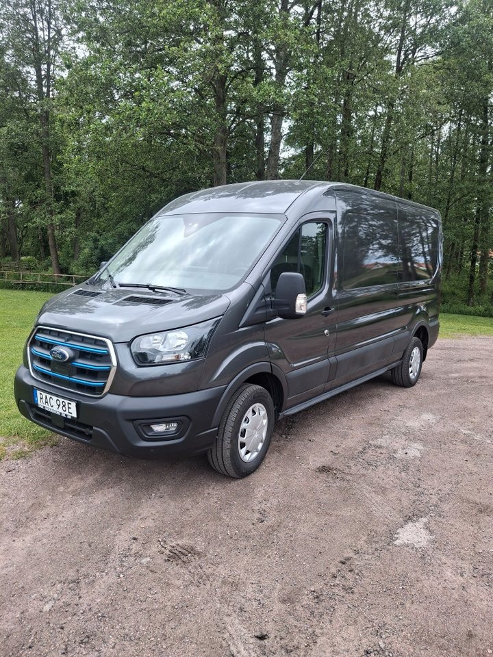 Ford E-Transit 350, 184ps, 2023
