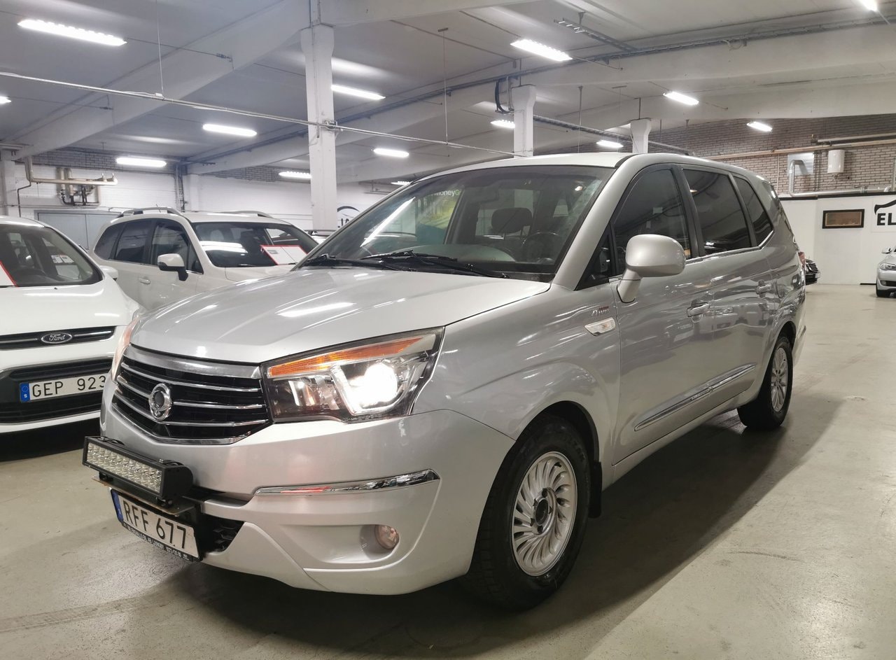 SsangYong Rodius 178 л.с.