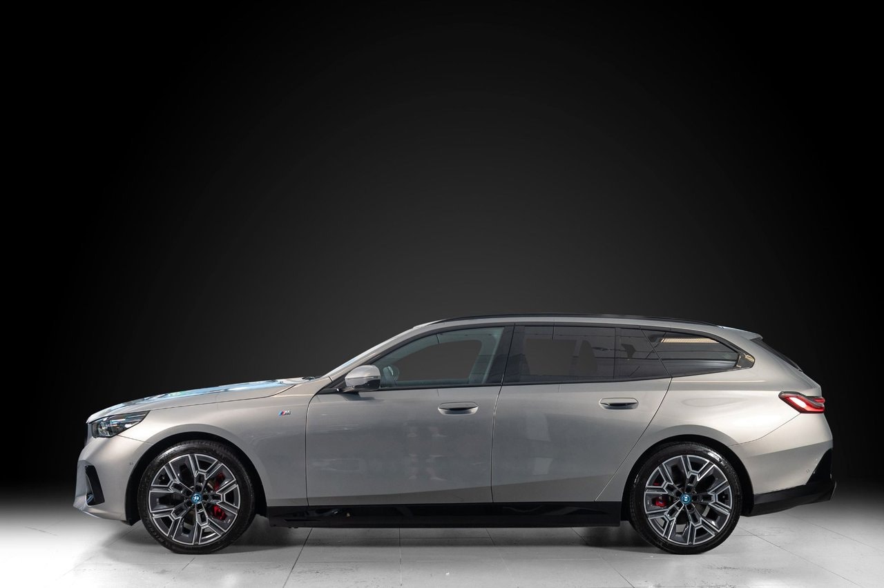 BMW i5 eDrive40 Touring, 340hk, 2025