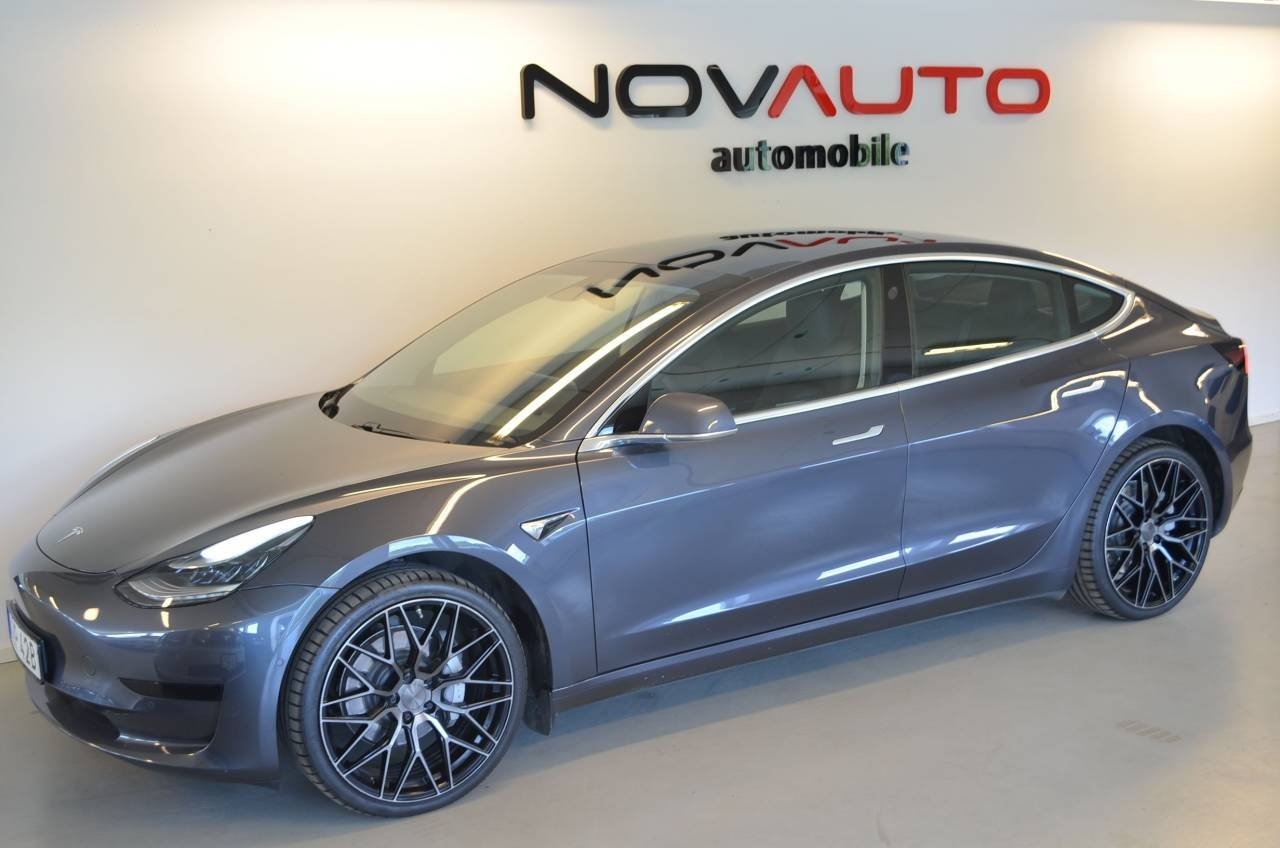 Tesla Model 3 Standard Range Plus, 325hk, 2020