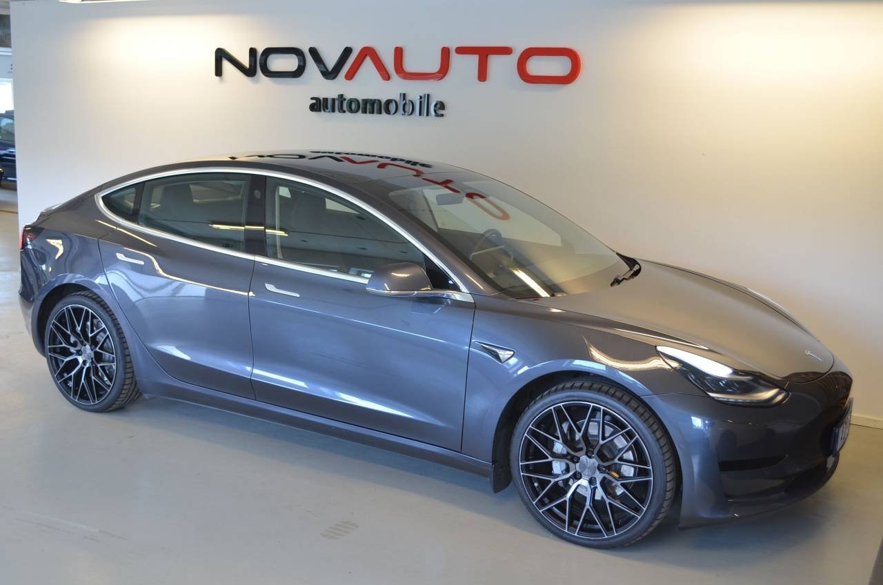 Tesla Model 3 Standard Range Plus, 325hk, 2020