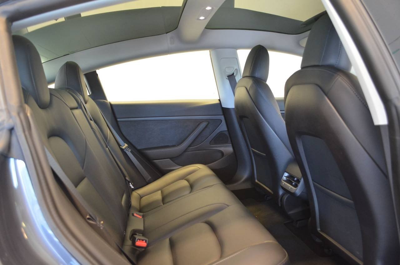 Tesla Model 3 Standard Range Plus, 325hk, 2020