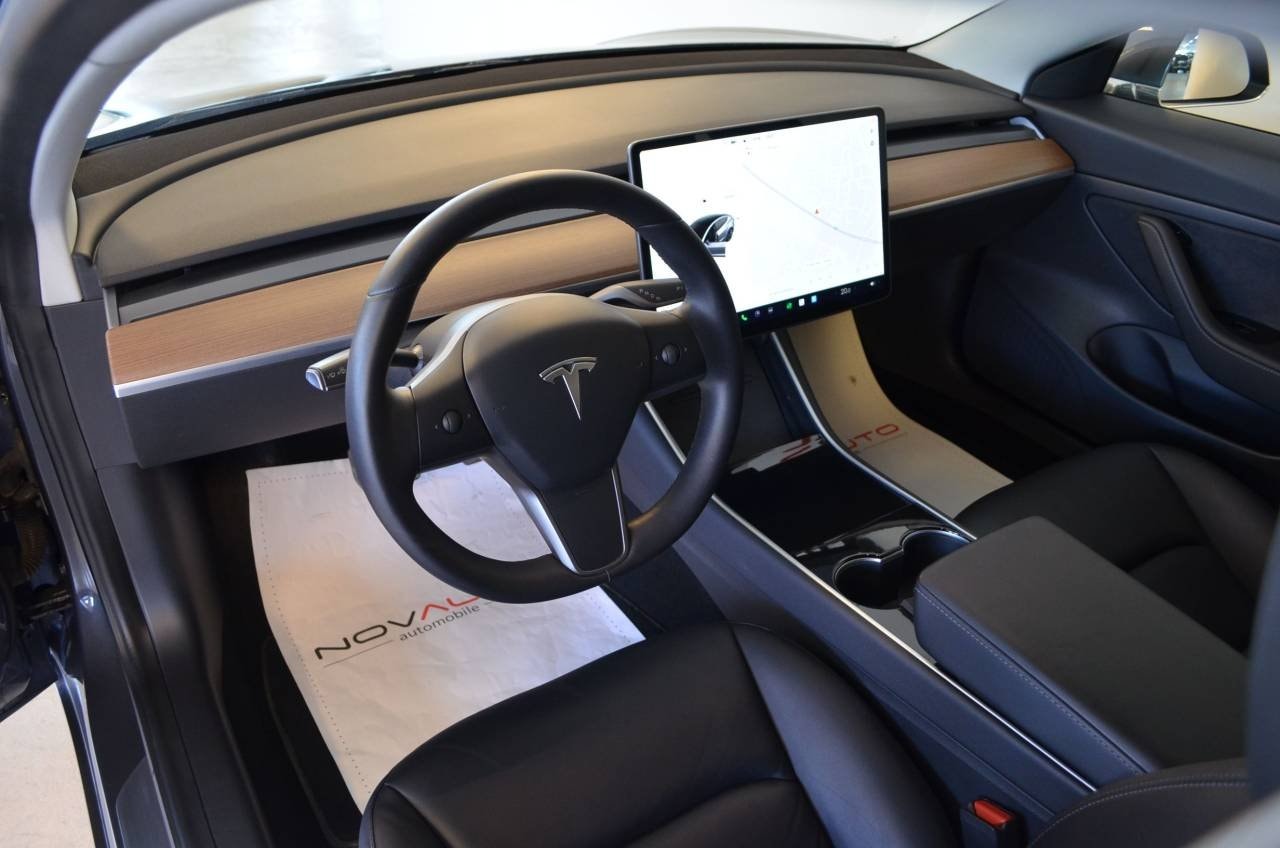 Tesla Model 3 Standard Range Plus, 325hk, 2020