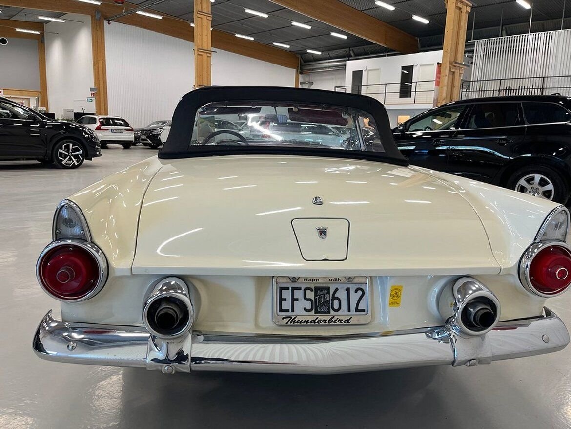 Ford Thunderbird 4.8 V8 Manual, 3-trins, 196ps, 1955