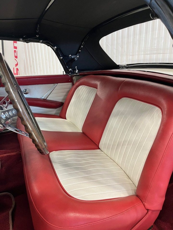 Ford Thunderbird 4.8 V8 Manual, 3-trins, 196ps, 1955