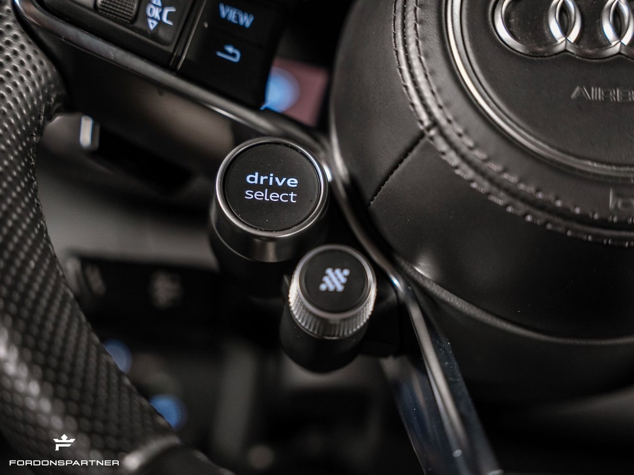 Audi R8 V10 plus 5.2 V10 FSI quattro S Tronic, 610hp, 2016