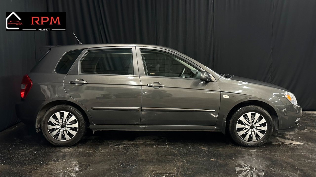 Kia Cerato Hatchback 1.6 Automatic, 105hp, 2005