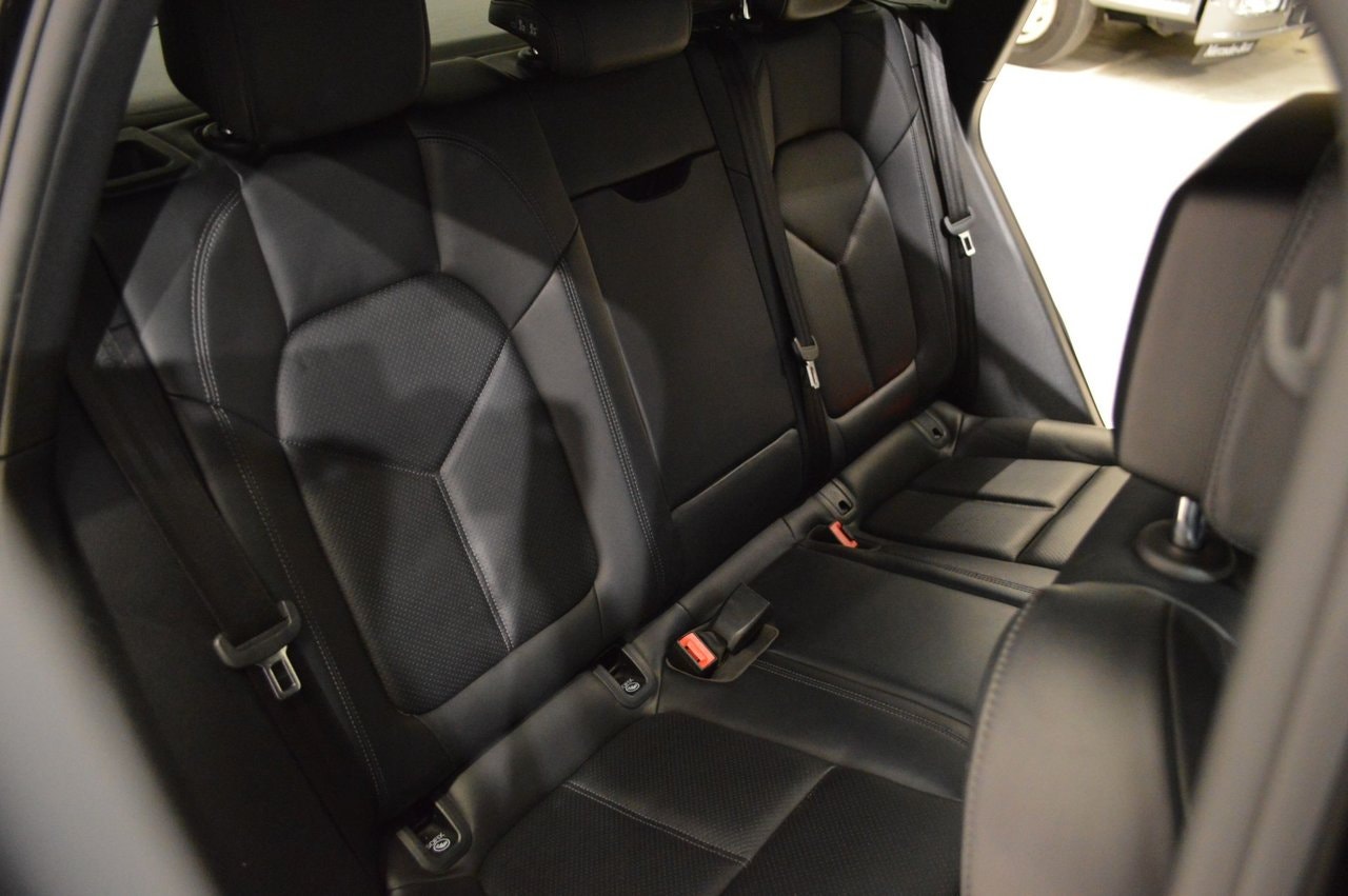 Porsche Macan PDK, 252hp, 2018